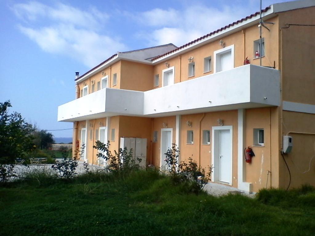 Sea View Studios Миния Экстерьер фото